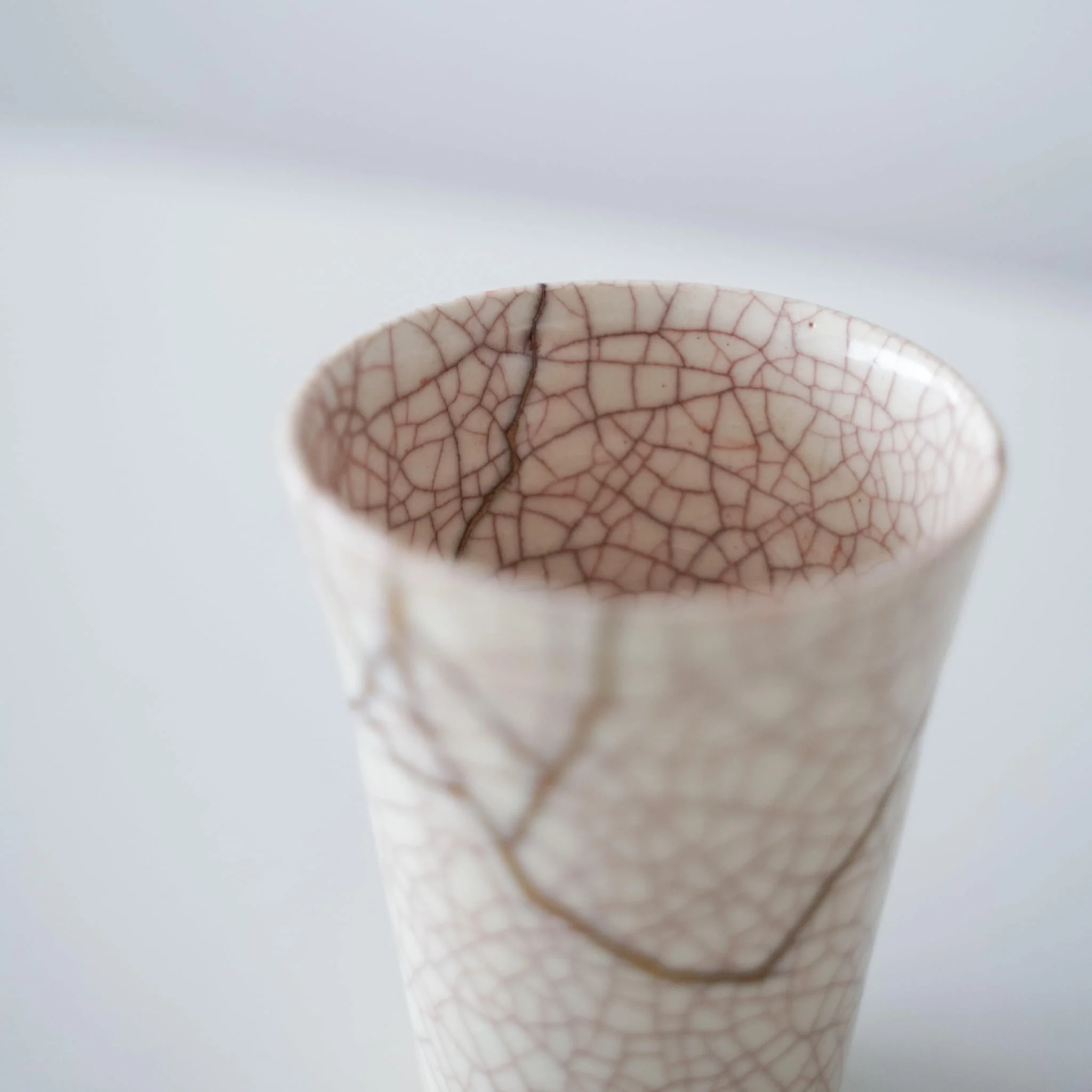 Kintsugi Cup "Vermilion Crackle" 02 with a Paulownia Wood Box - Image 6
