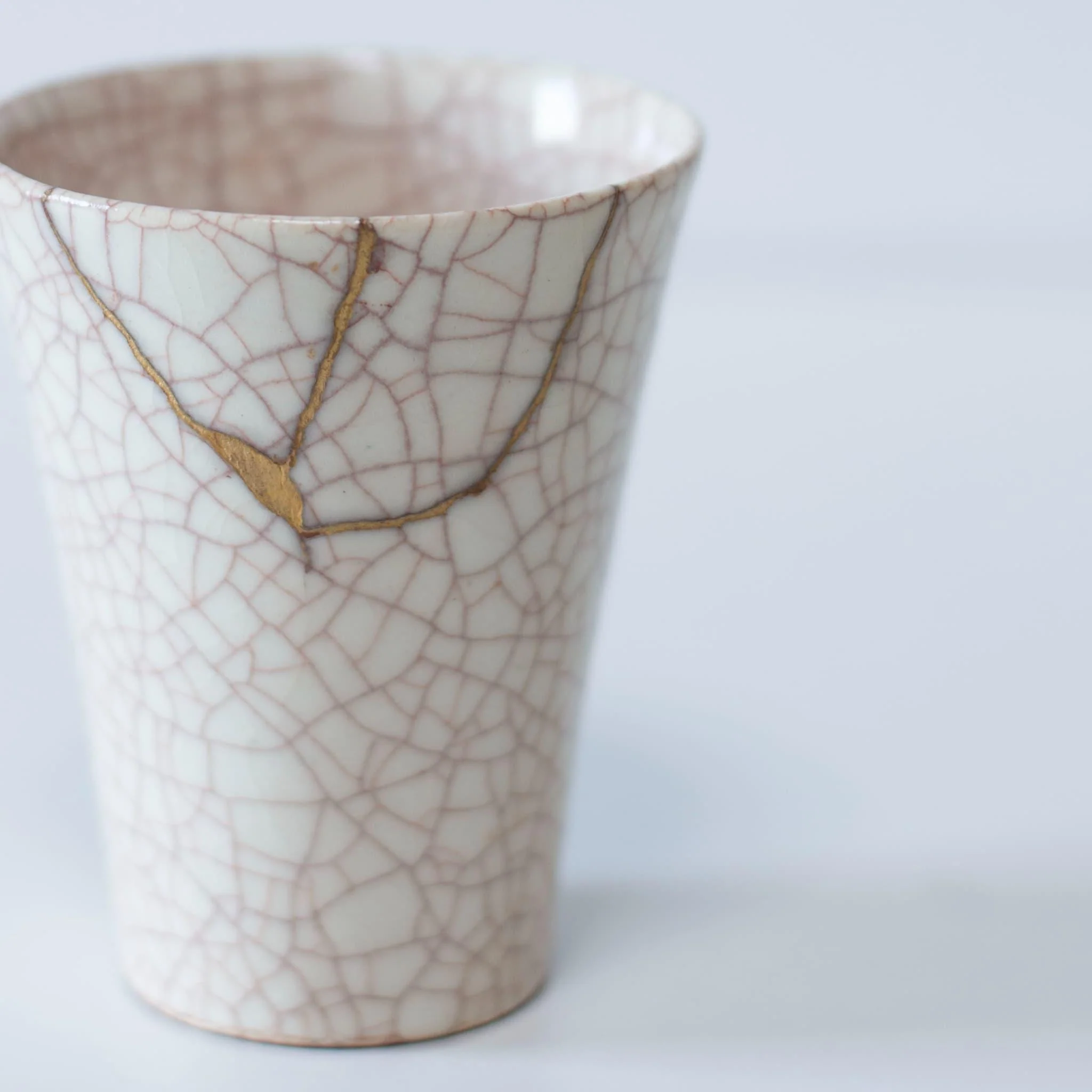 Kintsugi Cup "Vermilion Crackle" 05 with a Paulownia Wood Box - Image 3